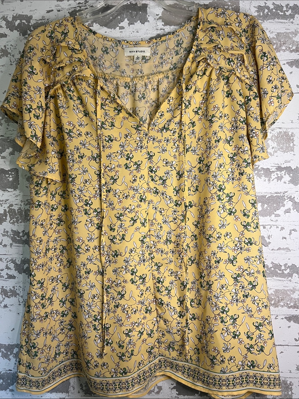 Max Studio yellow floral-Print Cap Sleeve Shell with Green Accent